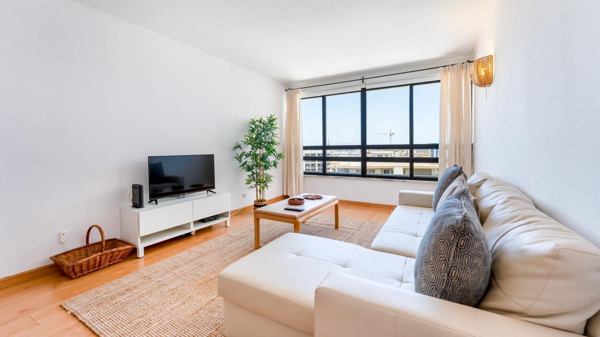 Bright & Cozy In By Lovelystay Apartamento Portimão